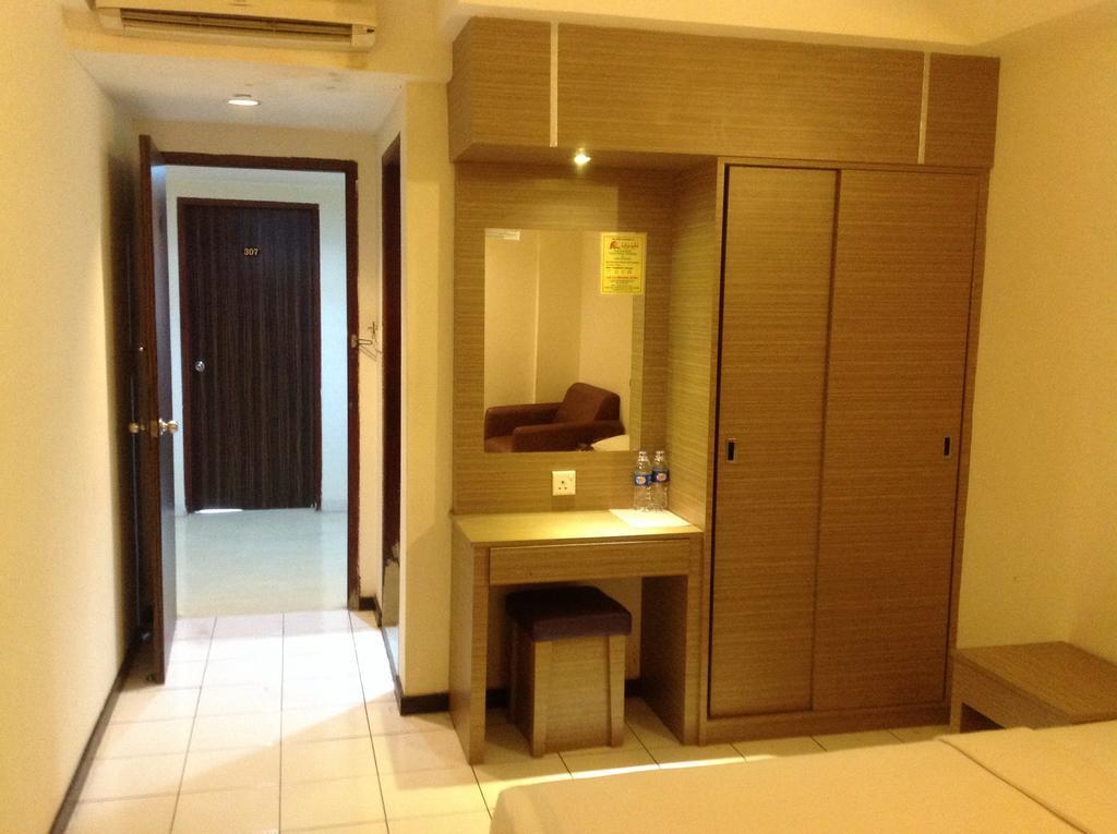 Lai Lai Mutiara Hotel Batam Buitenkant foto